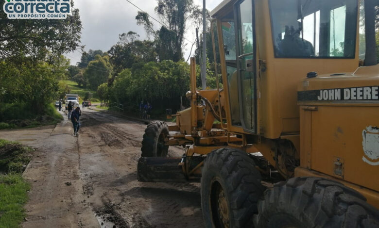 mantenimiento a la vía de la vereda Mancilla