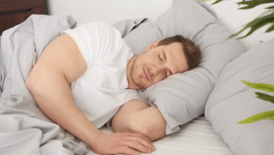 Estas son las mejores recomendaciones de expertos para evitar el insomnio